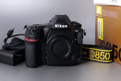 Nikon D850 en embalaje original - 1