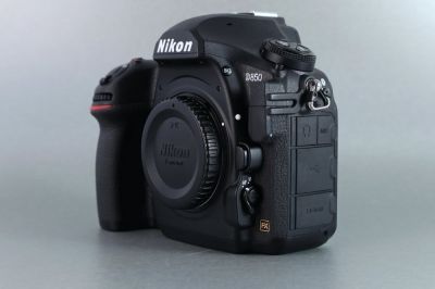 Nikon D850 en embalaje original - 2