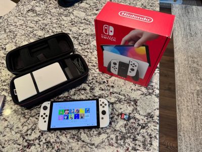Nintendo switch oled blanca con caja original usada