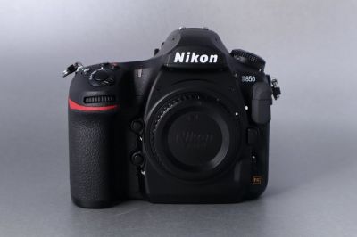Nikon D850 en embalaje original - 5