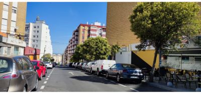 Se vende piso de 4 habitaciones y dos ba os en Legion Espa ola Huelva